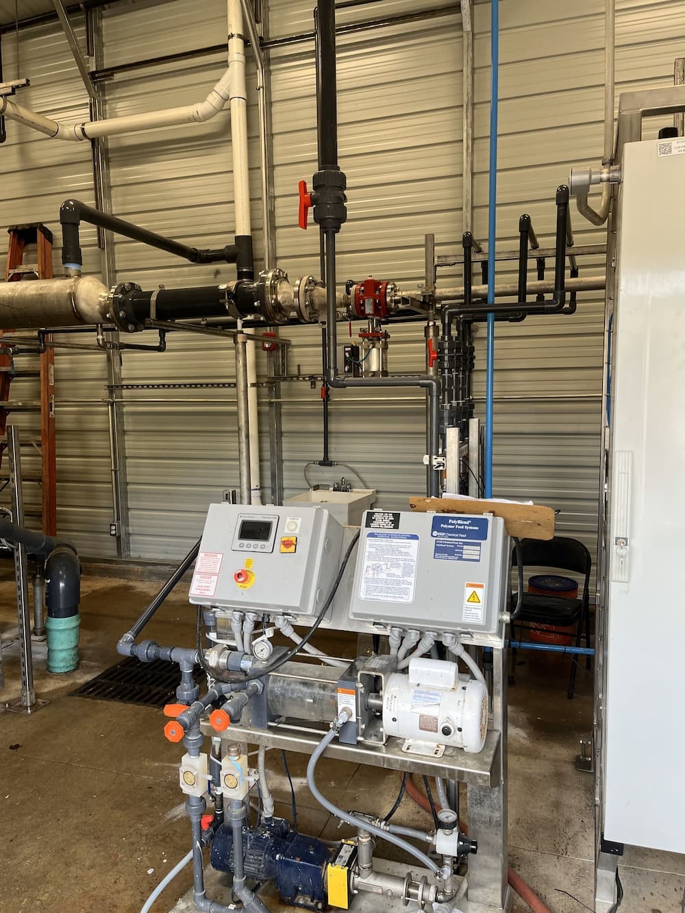 Sludge conditioning equipment installation